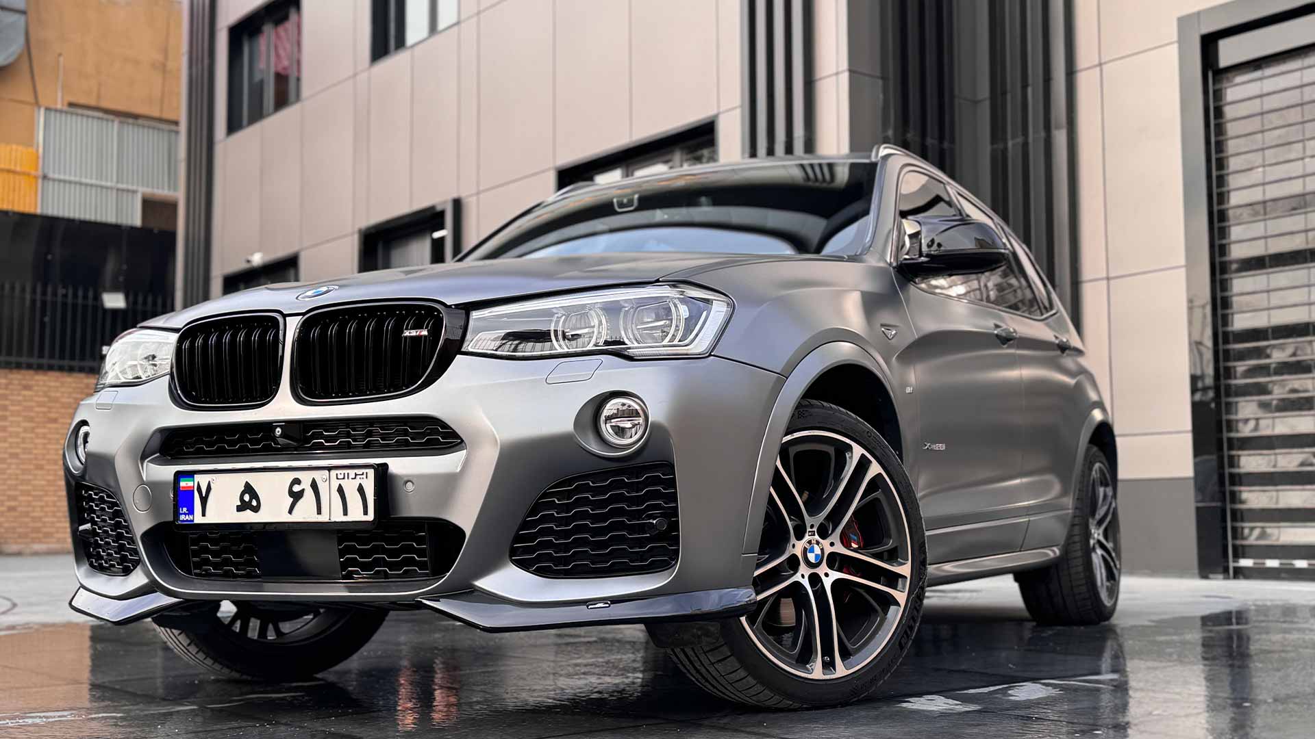 x4